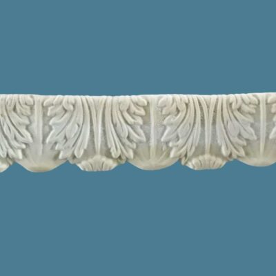 T34 Large Acanthus Leaf Efex flexible moulding trim, close-up of carved acanthus leaves above a scalloped shell edge in paintable ivory resin