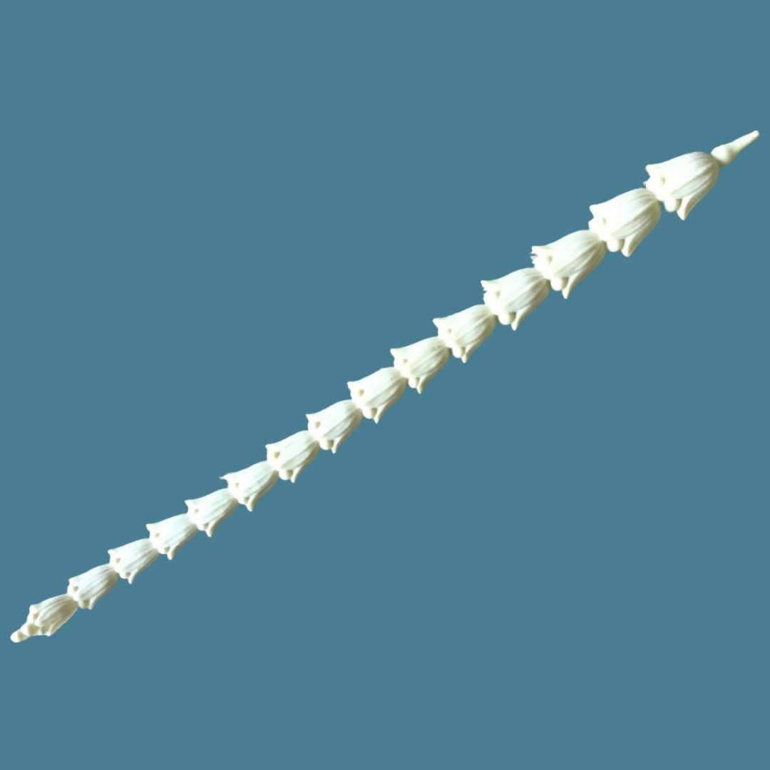 D21 Elegant French Drop, a long Efex flexible moulding chain of graduated bellflowers that tapers to a point