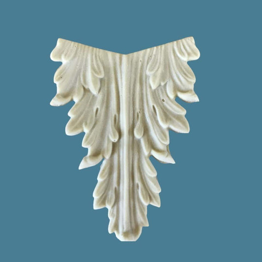 L3 Slim French Leg, an Efex flexible moulding of tapering acanthus leaves with a fluted centre, for the top of furniture legs