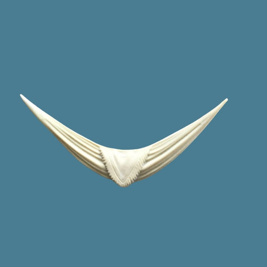 SW1 Nordic Swag, a simple V-shaped Efex flexible moulding drapery swag with soft folds and a fringed centre point