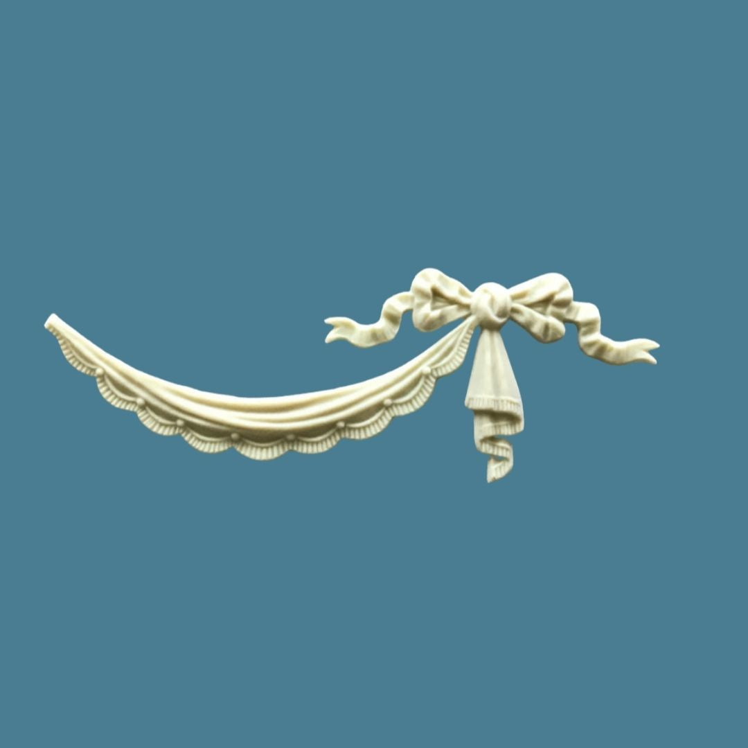 SW4 Federal Half Swag, an Efex flexible moulding of a draped fabric swag with beaded edge, gathered by a ribbon bow at one end