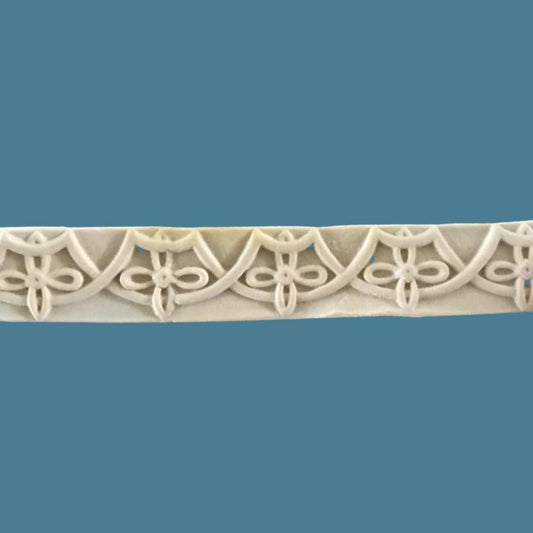 T23 Celtic Art Deco Trim, Efex flexible moulding with interlaced arches and Celtic knot motifs