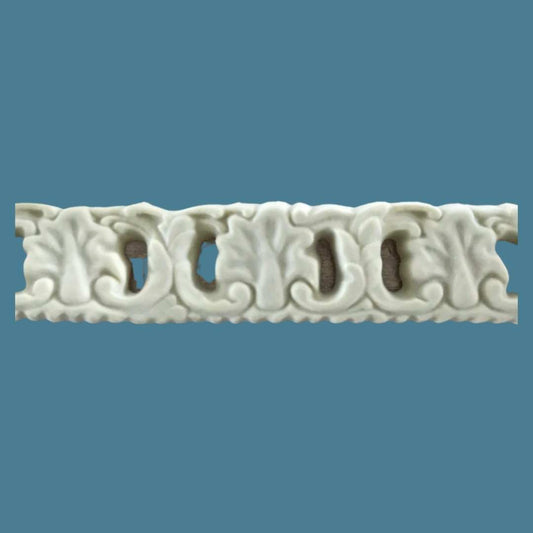 T26 Chunky French Floral Trim, a wide Efex flexible moulding with bold carved leaf clusters and open scrolls